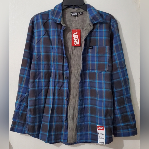 VANS, Boys Plaid Button up Double Layer Shirt. NWT - Picture 5 of 10